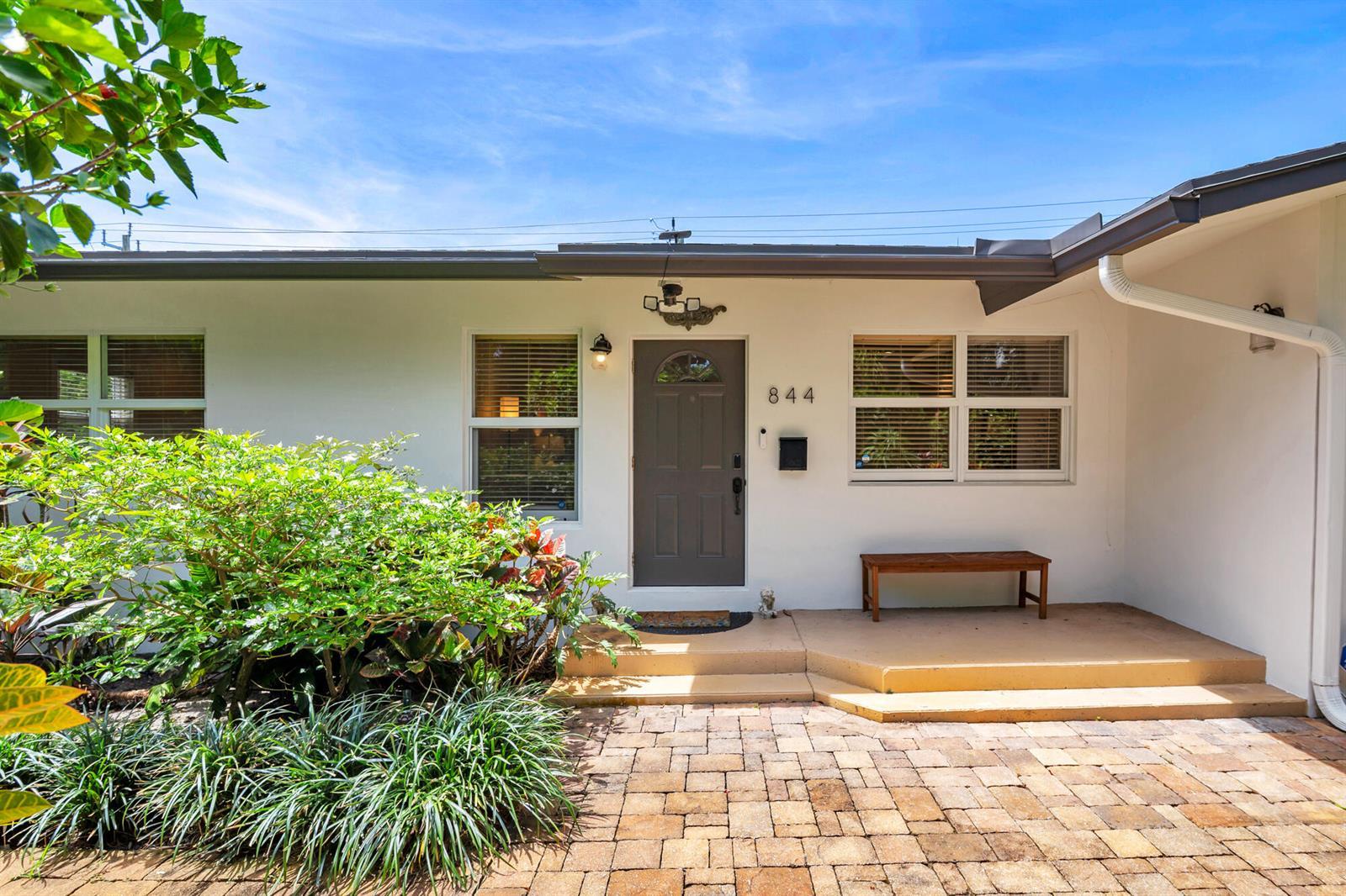 844 Avon Road, West Palm Beach FL 33401 photo 4