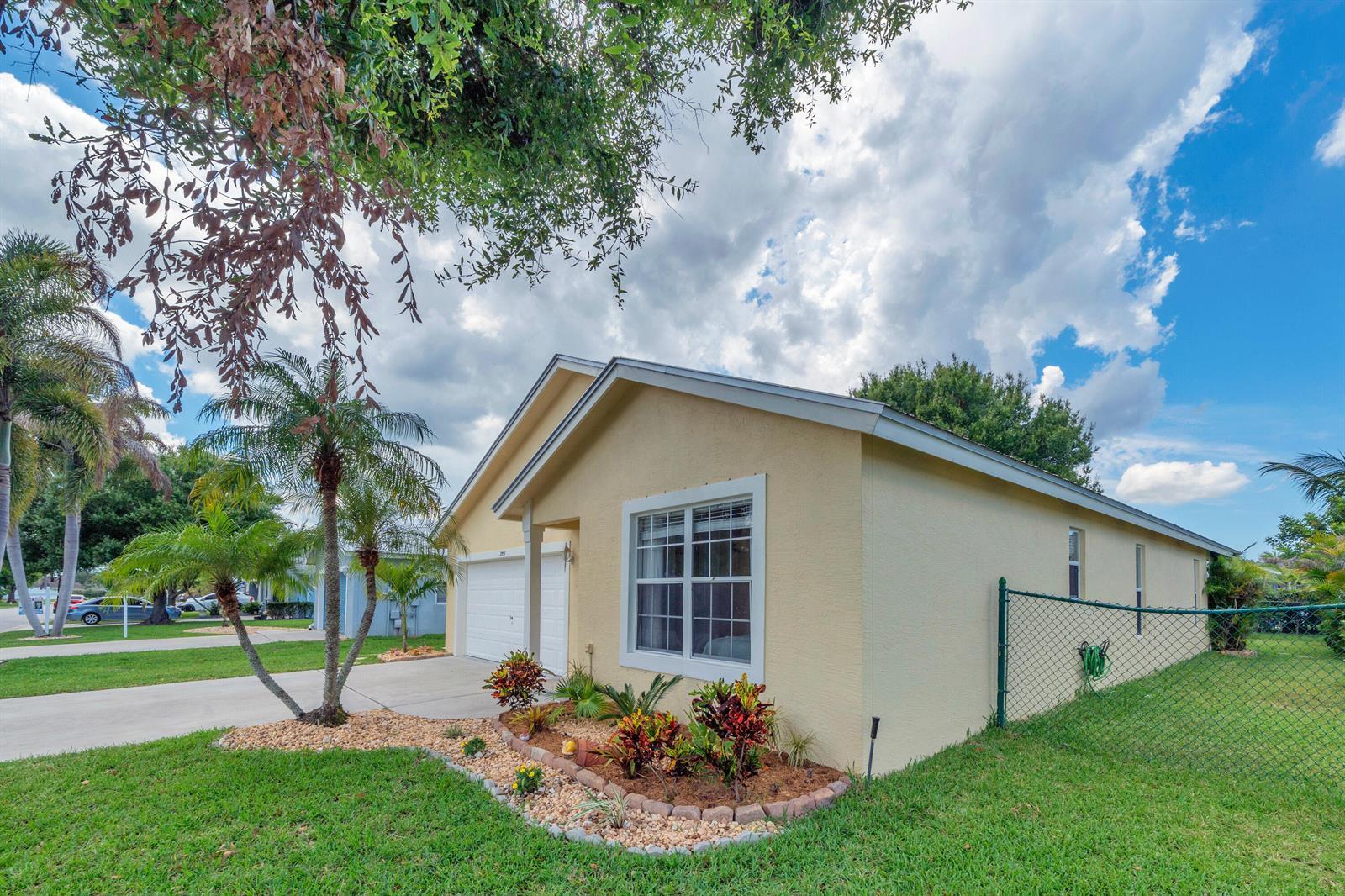 2551 SW Riviera Road, Stuart FL 34997 photo 4