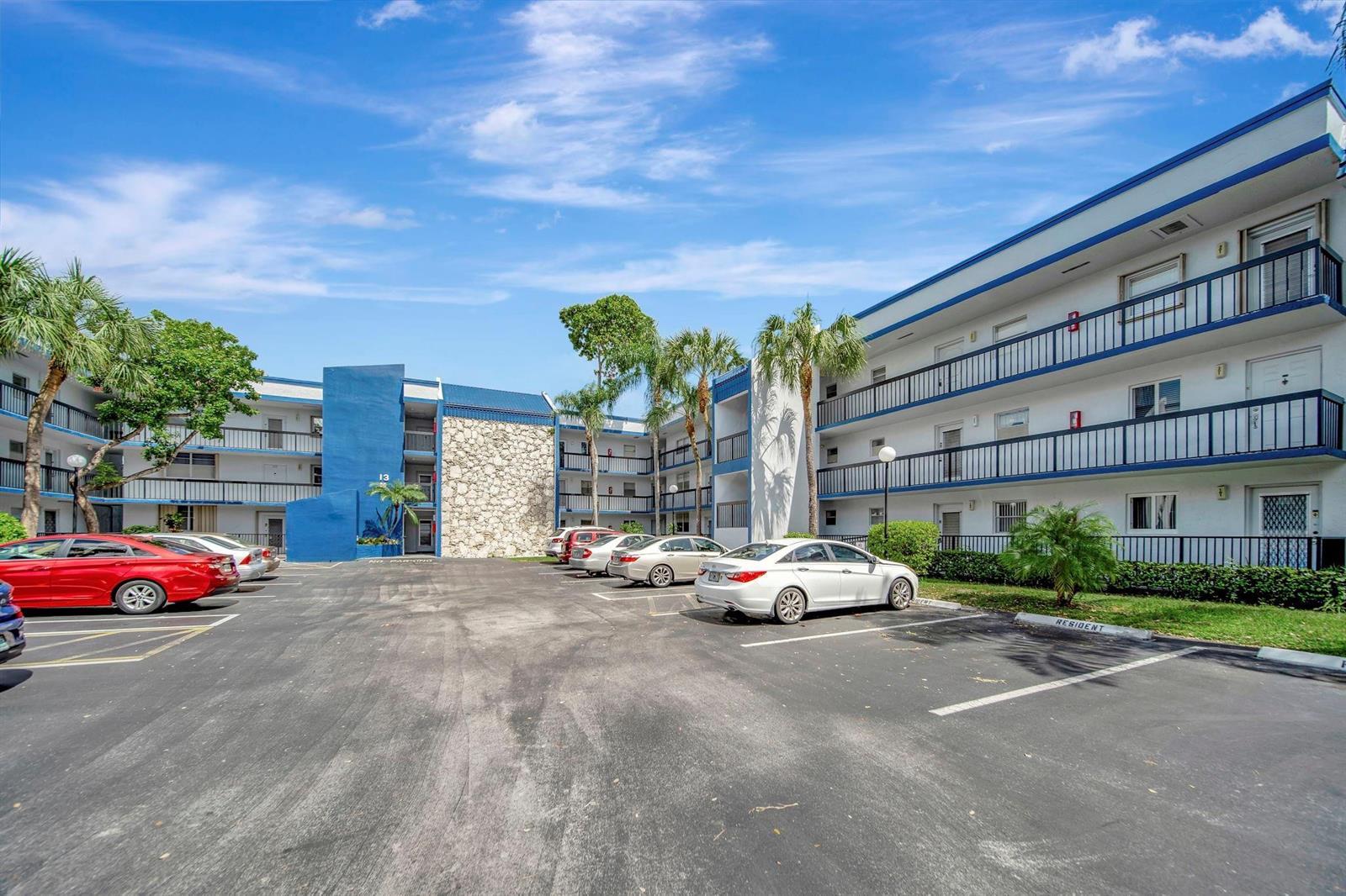 3100 Holiday Springs Boulevard # 305, Margate FL 33063 photo 2