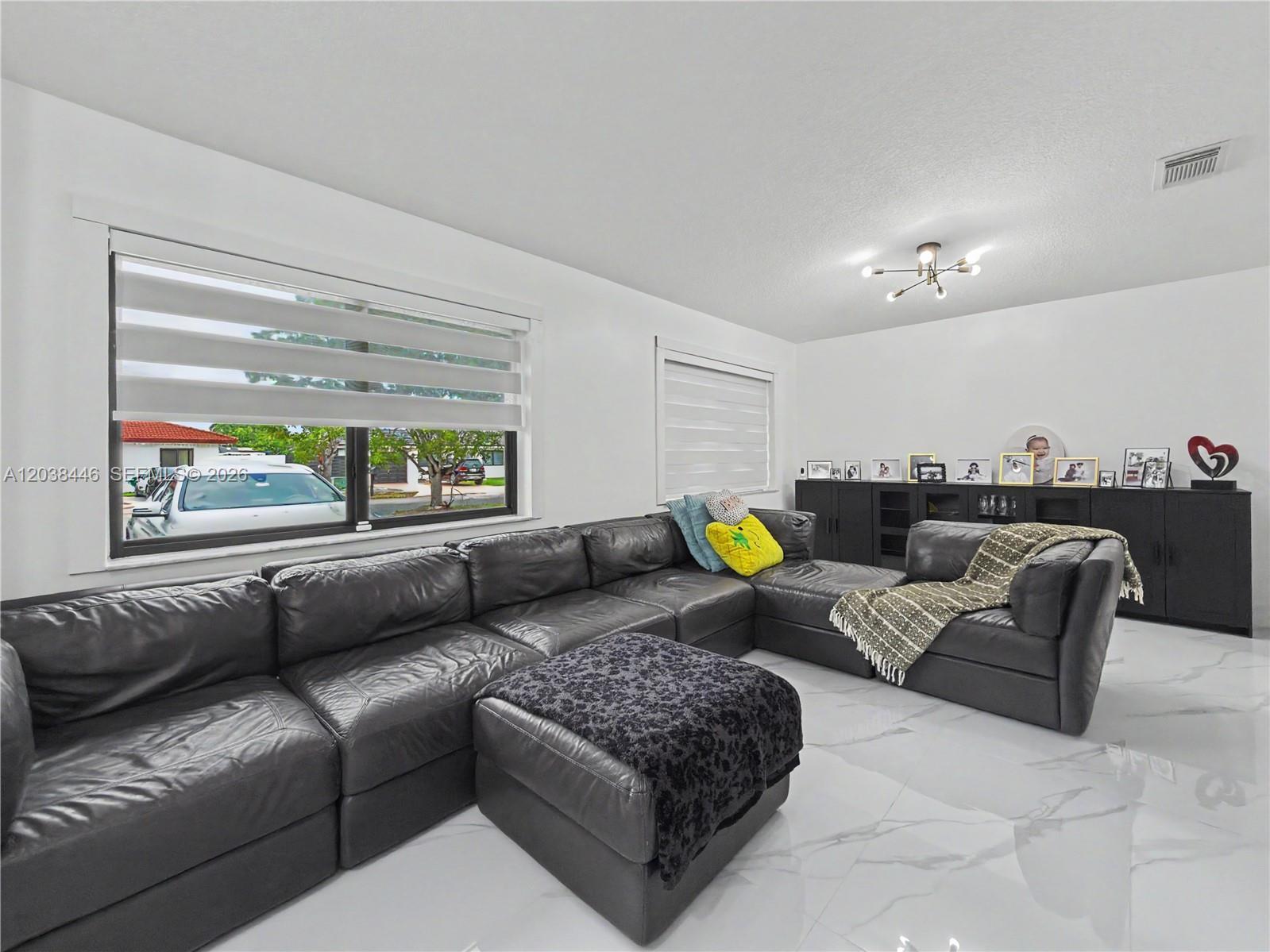 21965 SW 125th Ave, Miami FL 33170 photo 5