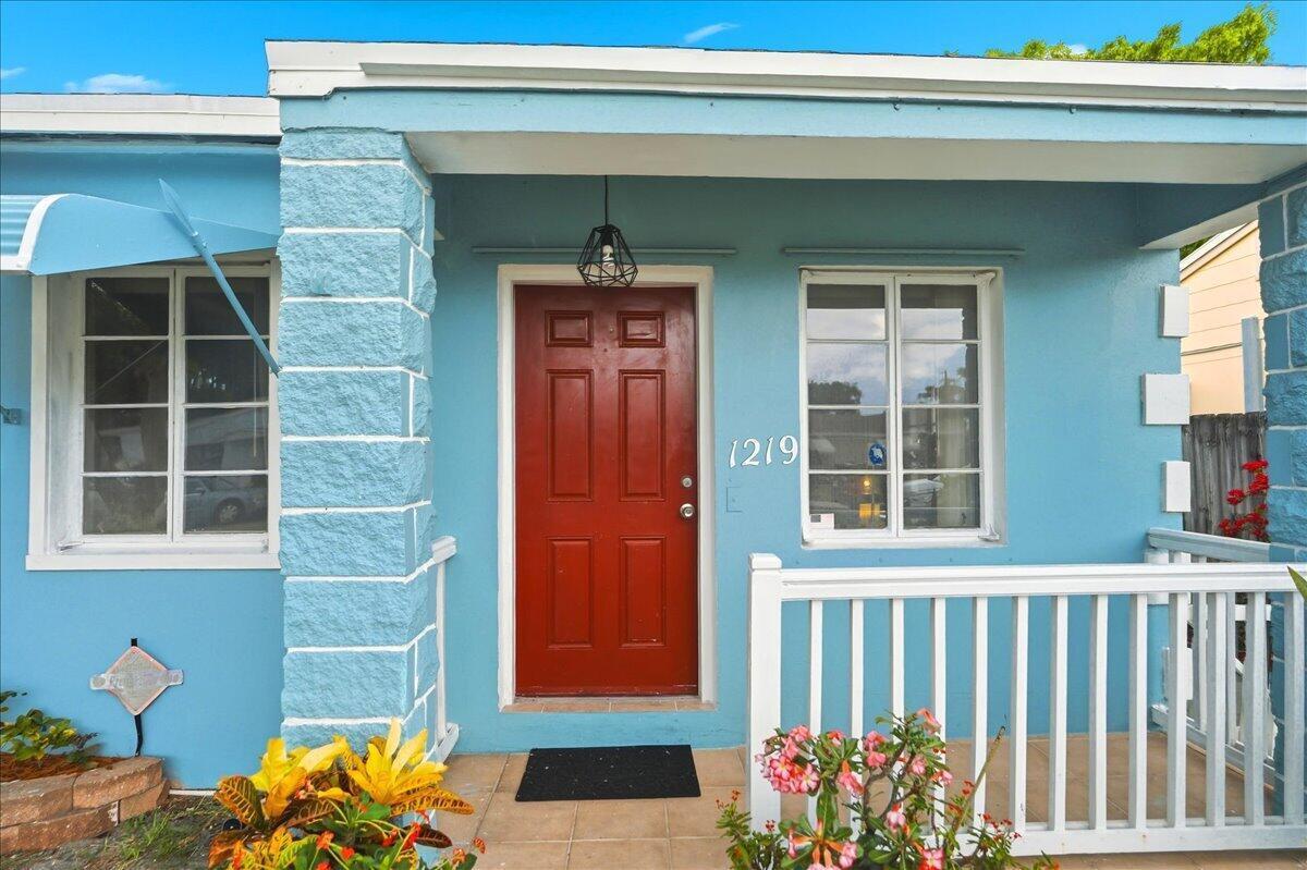 1219 N E Street, Lake Worth FL 33460