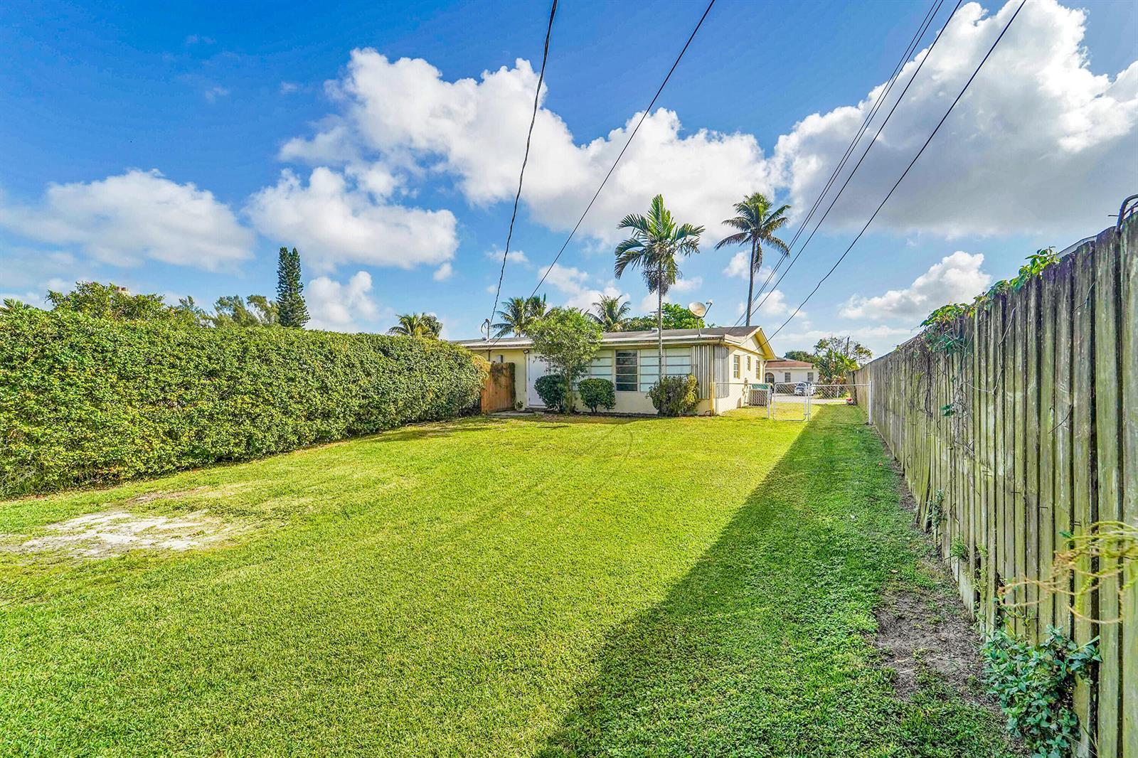 4681 SW 43rd Terrace # 2, Dania Beach FL 33314 photo 3