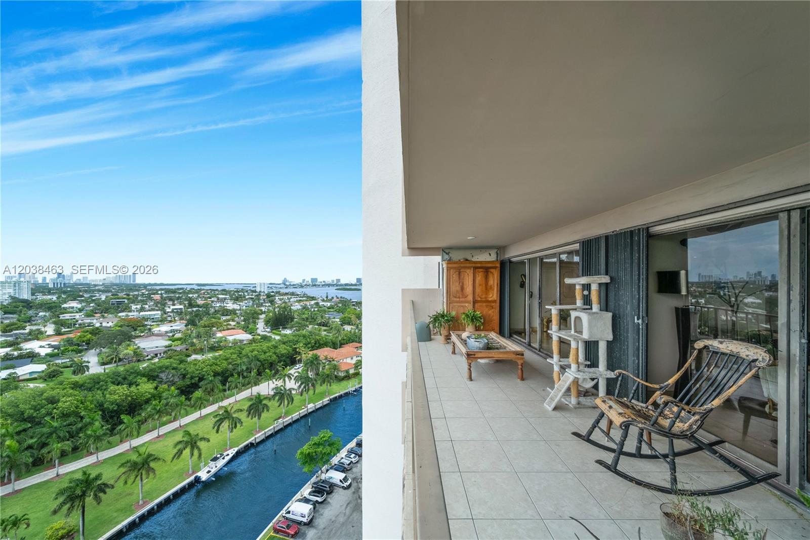 1800 NE 114th St # 1811, Miami FL 33181 photo 3