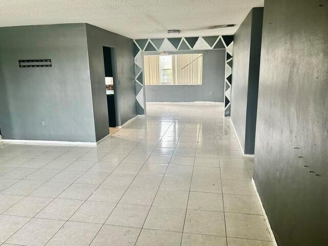 2400 NW 85th Avenue, Sunrise FL 33322 photo 3