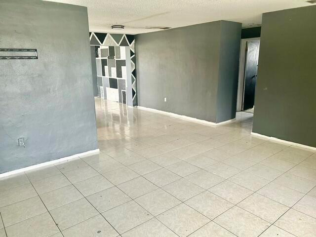 2400 NW 85th Avenue, Sunrise FL 33322 photo 5