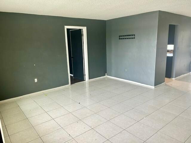 2400 NW 85th Avenue, Sunrise FL 33322 photo 4
