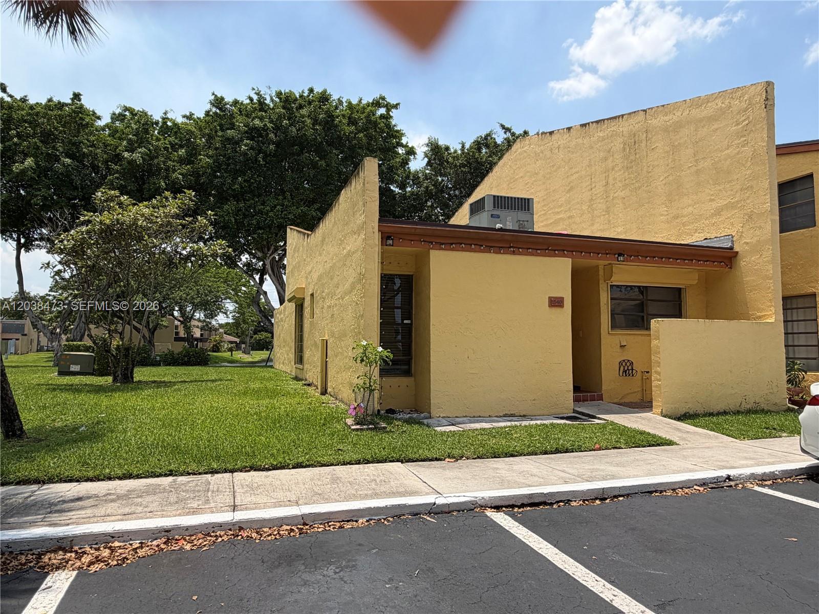 1540 NW 93rd Ave # 296, Pembroke Pines FL 33024