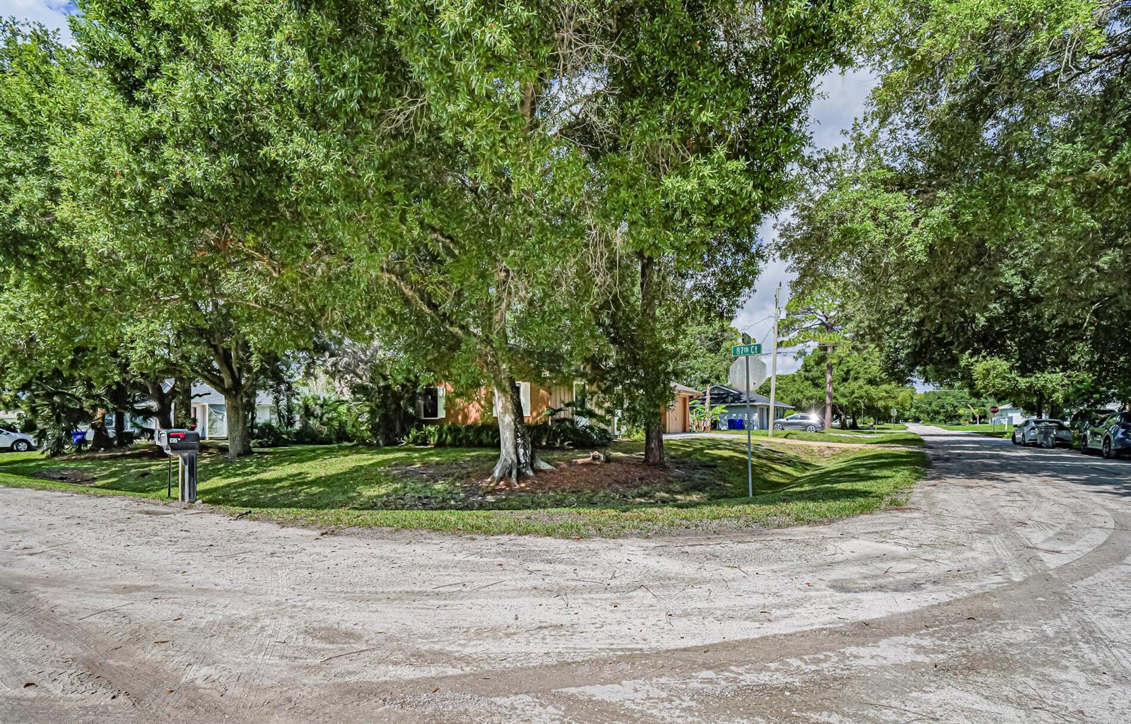 8745 24th Street, Vero Beach FL 32966 photo 2