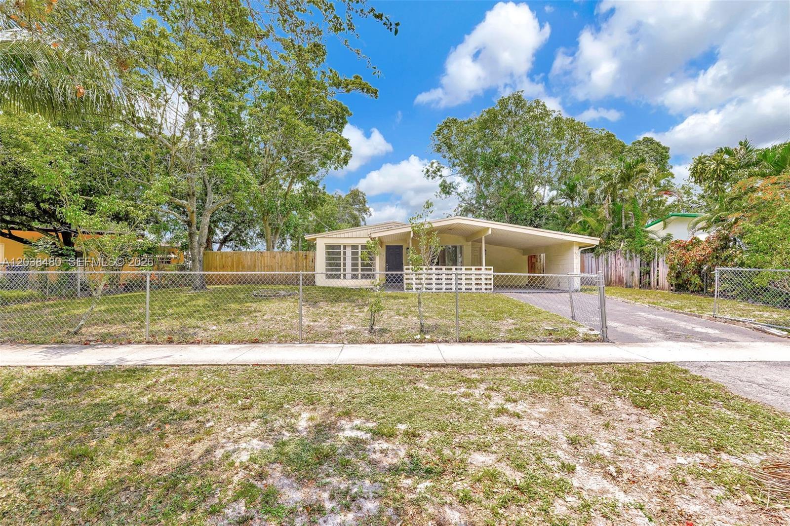 6610 Johnson St, Hollywood FL 33024