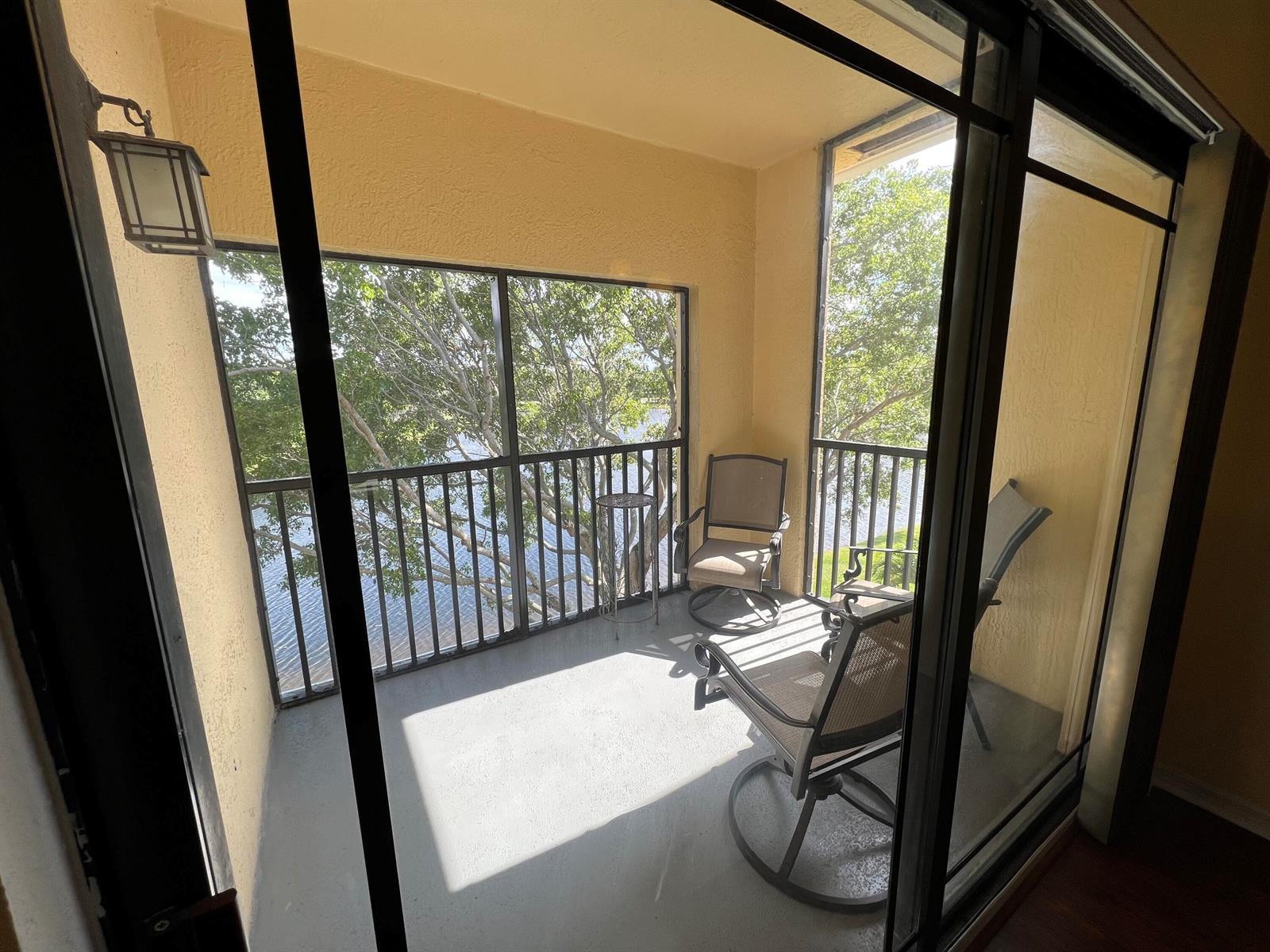 2814 Grande Parkway # 304, Palm Beach Gardens FL 33410