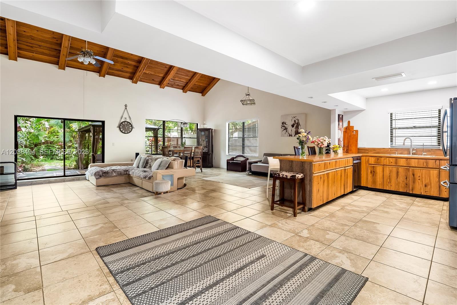 3340 Oak Dr, Hollywood FL 33021