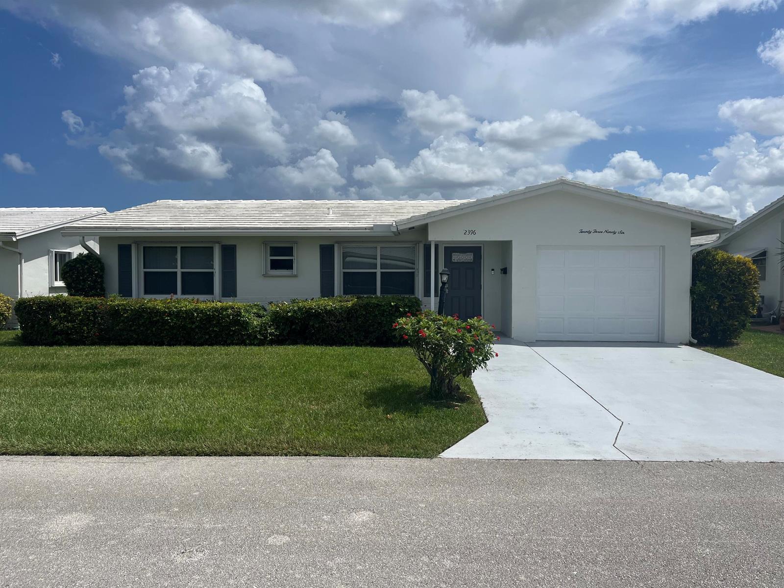 2396 SW 13th Avenue, Boynton Beach FL 33426 photo 3
