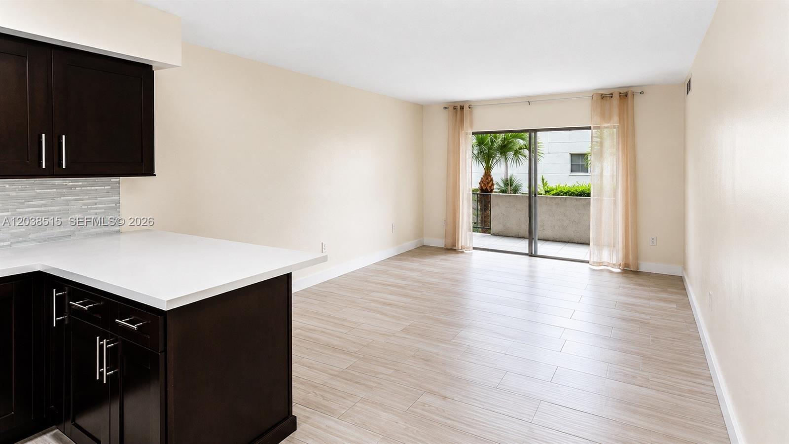6904 N Kendall Dr # F305, Pinecrest FL 33156 photo 3