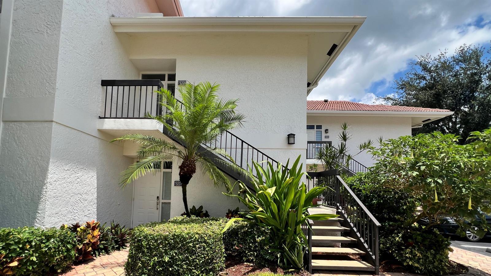 19209 Sabal Lake Drive # 19209, Boca Raton FL 33434 photo 2