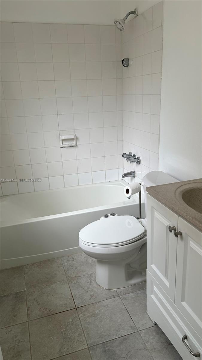 9962 SW 88th St # 7, Miami FL 33176 photo 4