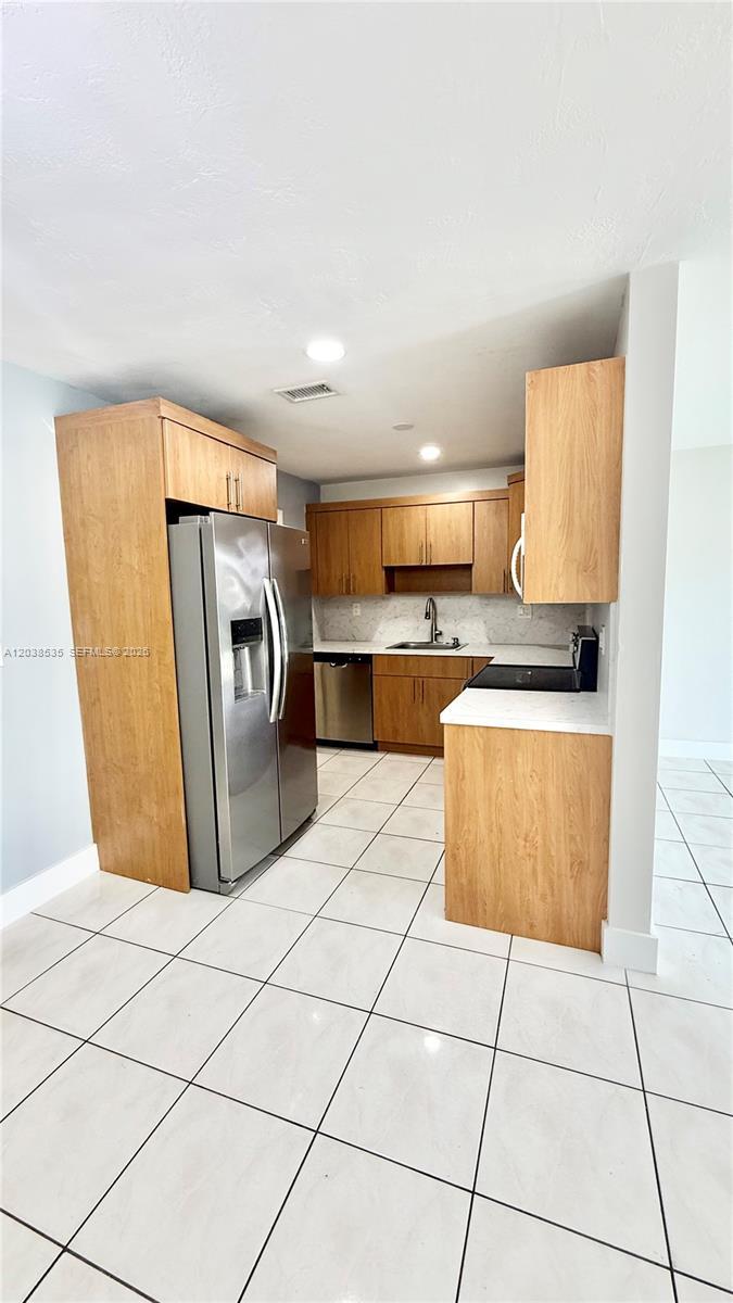 11952 SW 37th Ter, Miami FL 33175 photo 5