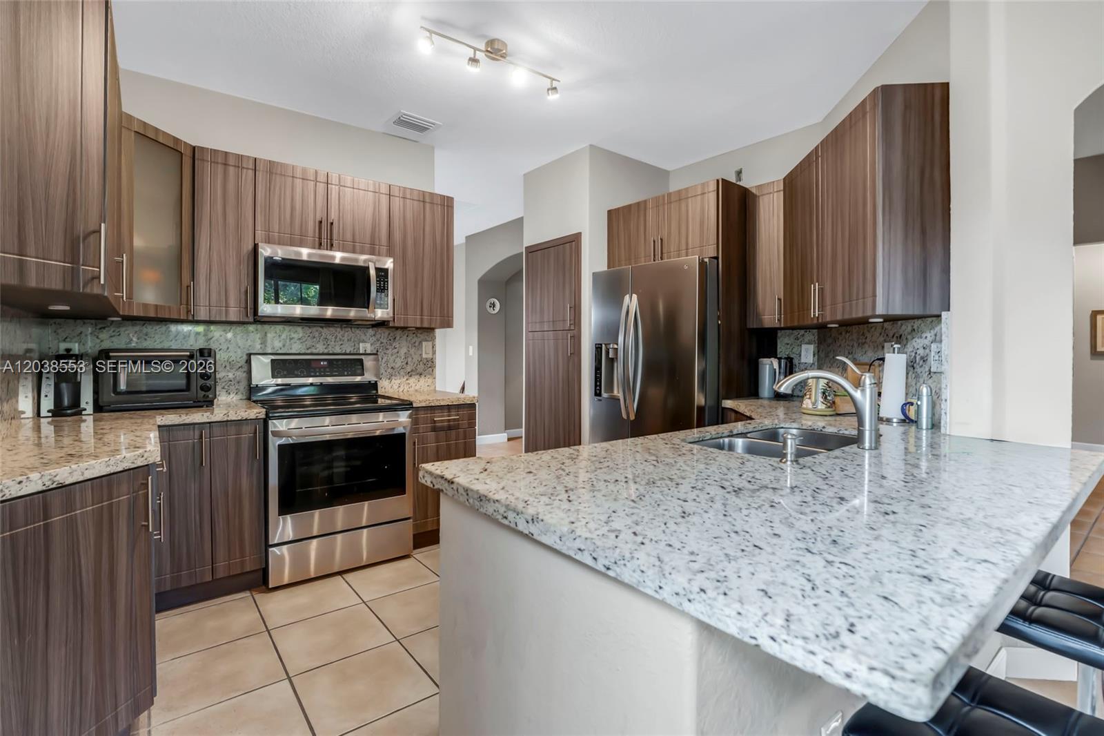 16728 SW 36th St, Miramar FL 33027 photo 3