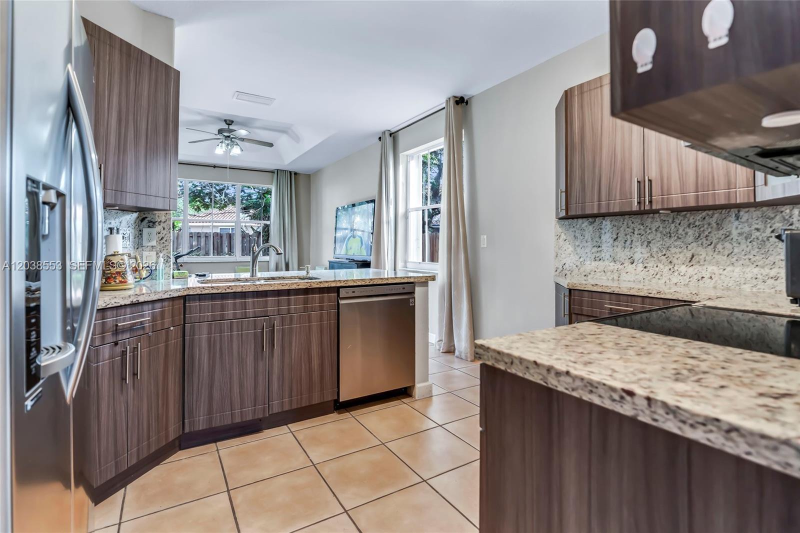 16728 SW 36th St, Miramar FL 33027 photo 4