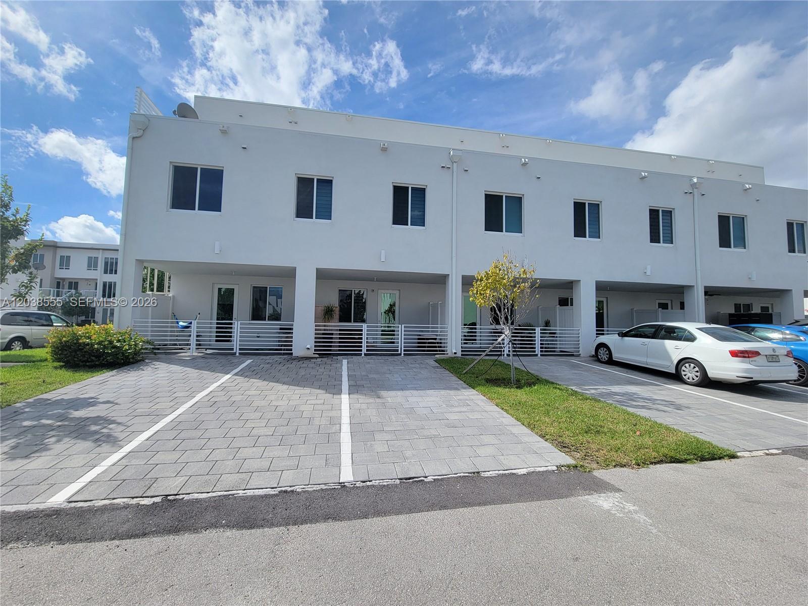 6401 NW 103rd Pl # 105, Doral FL 33178 photo 3