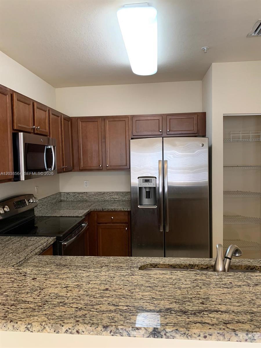 8960 NW 97th Ave # 217, Doral FL 33178 photo 4