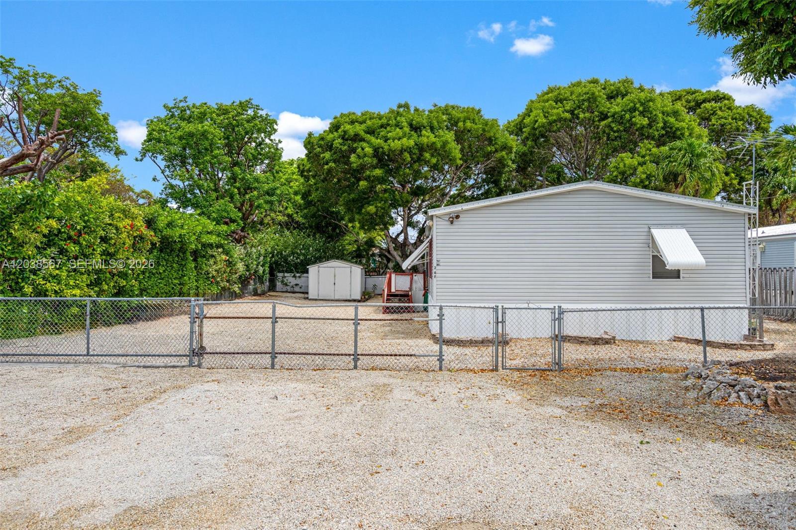 268 King Ave, Key Largo FL 33037 photo 2