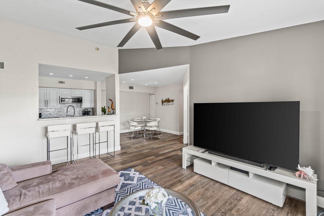 157 Yacht Club Way, Hypoluxo FL 33462 photo 4