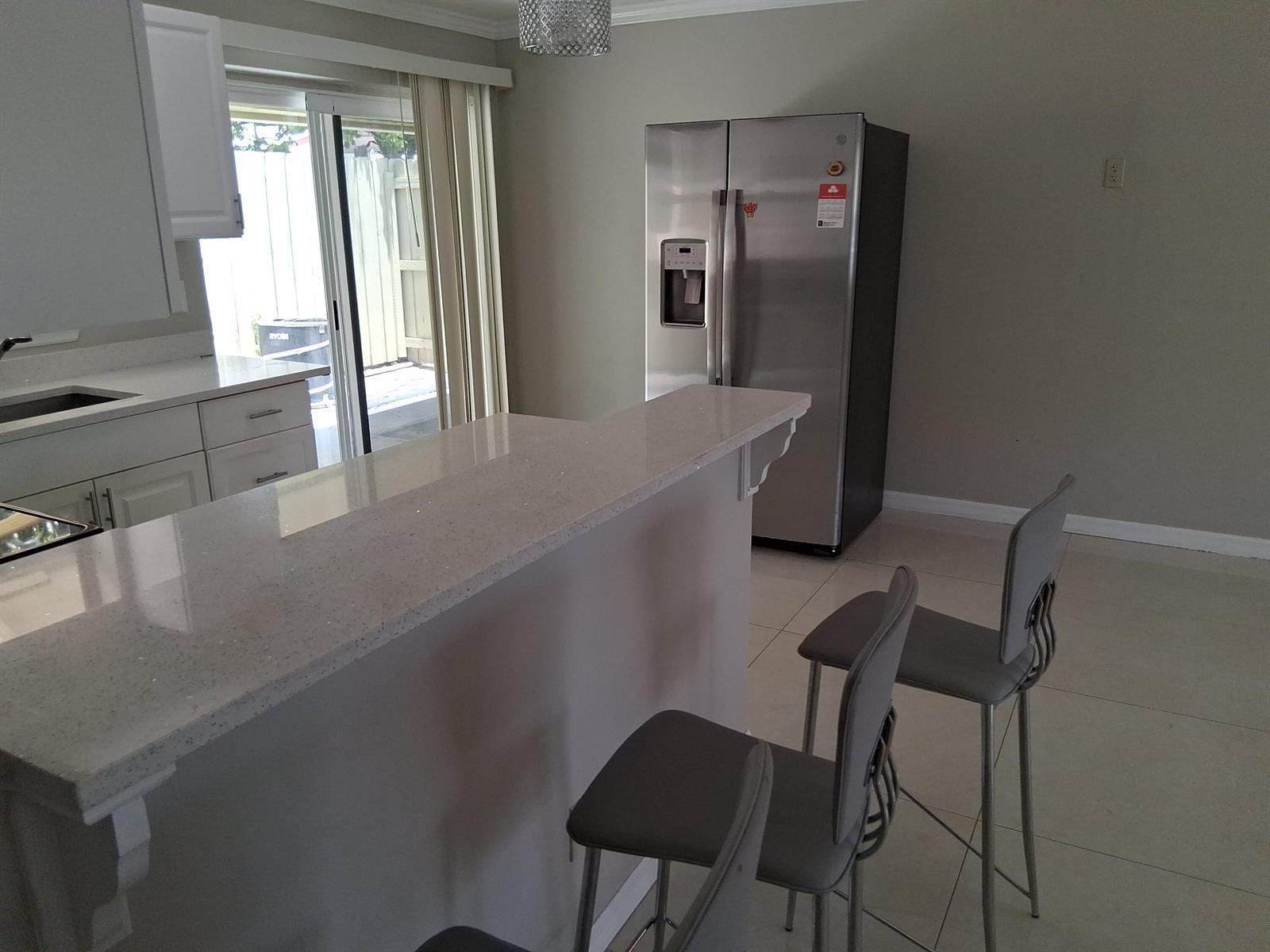 212 Palmetto Drive, Lake Park FL 33403 photo 3