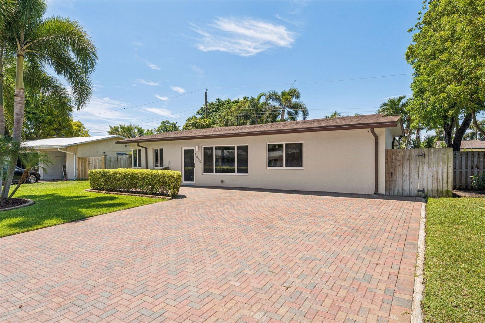1660 NE 31st Court, Pompano Beach FL 33064 photo 2