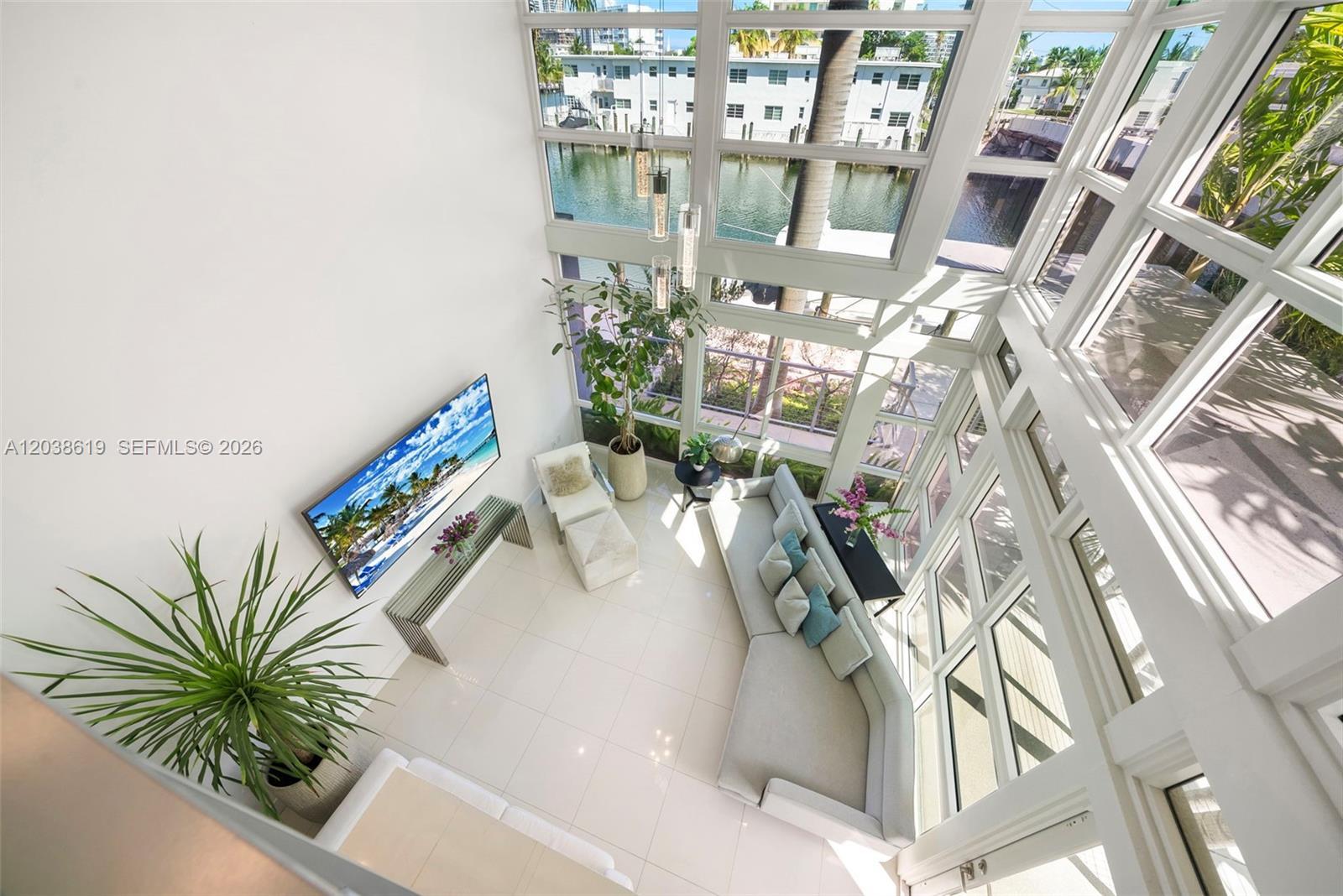 39 N Shore Dr, Miami Beach FL 33141