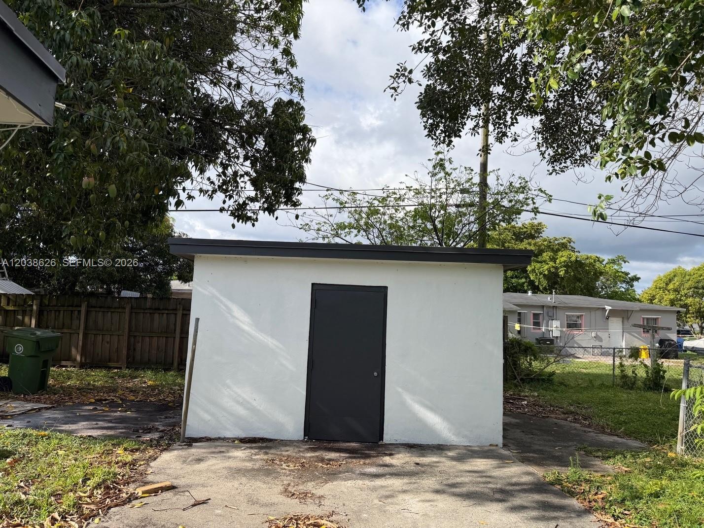 1600 NW 13th Ct # 1, Fort Lauderdale FL 33311 photo 3