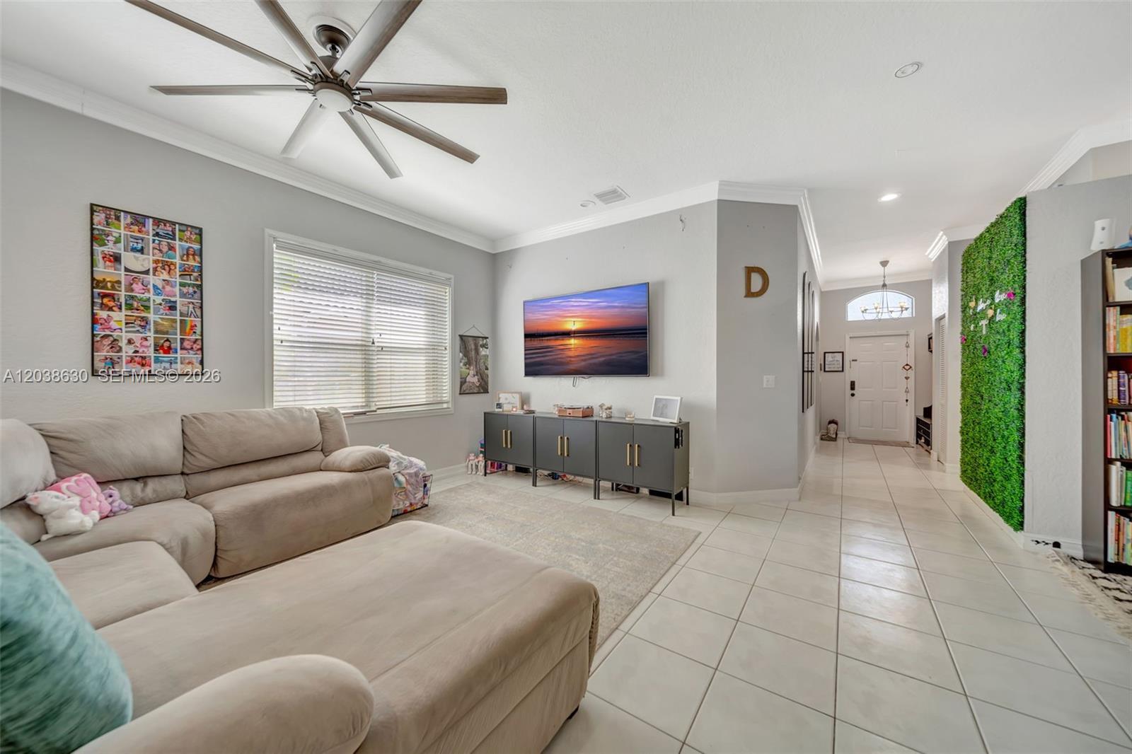 1531 SW 194th Ter, Pembroke Pines FL 33029 photo 4