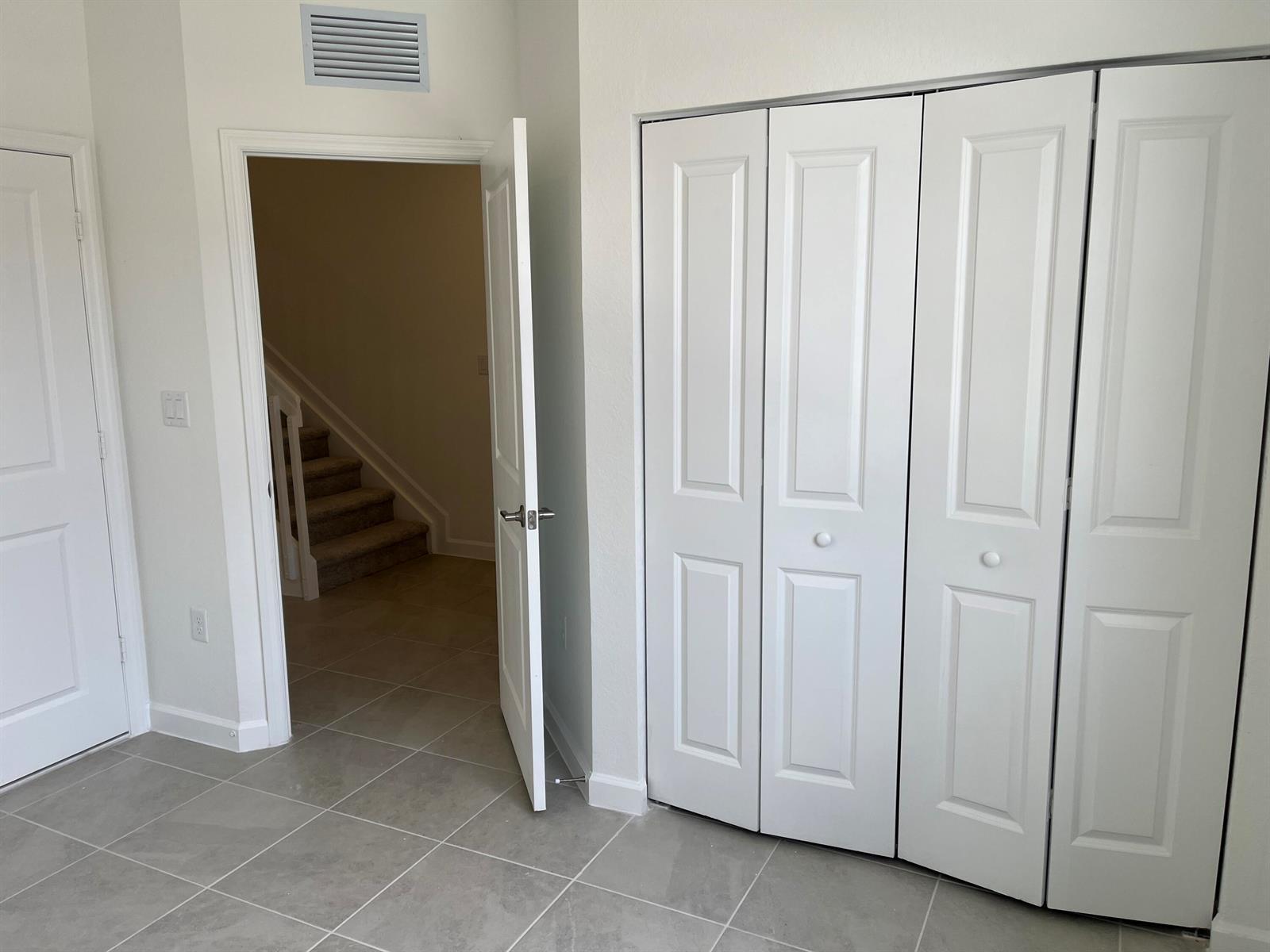 2624 SE 25th, Homestead FL 33035 photo 5