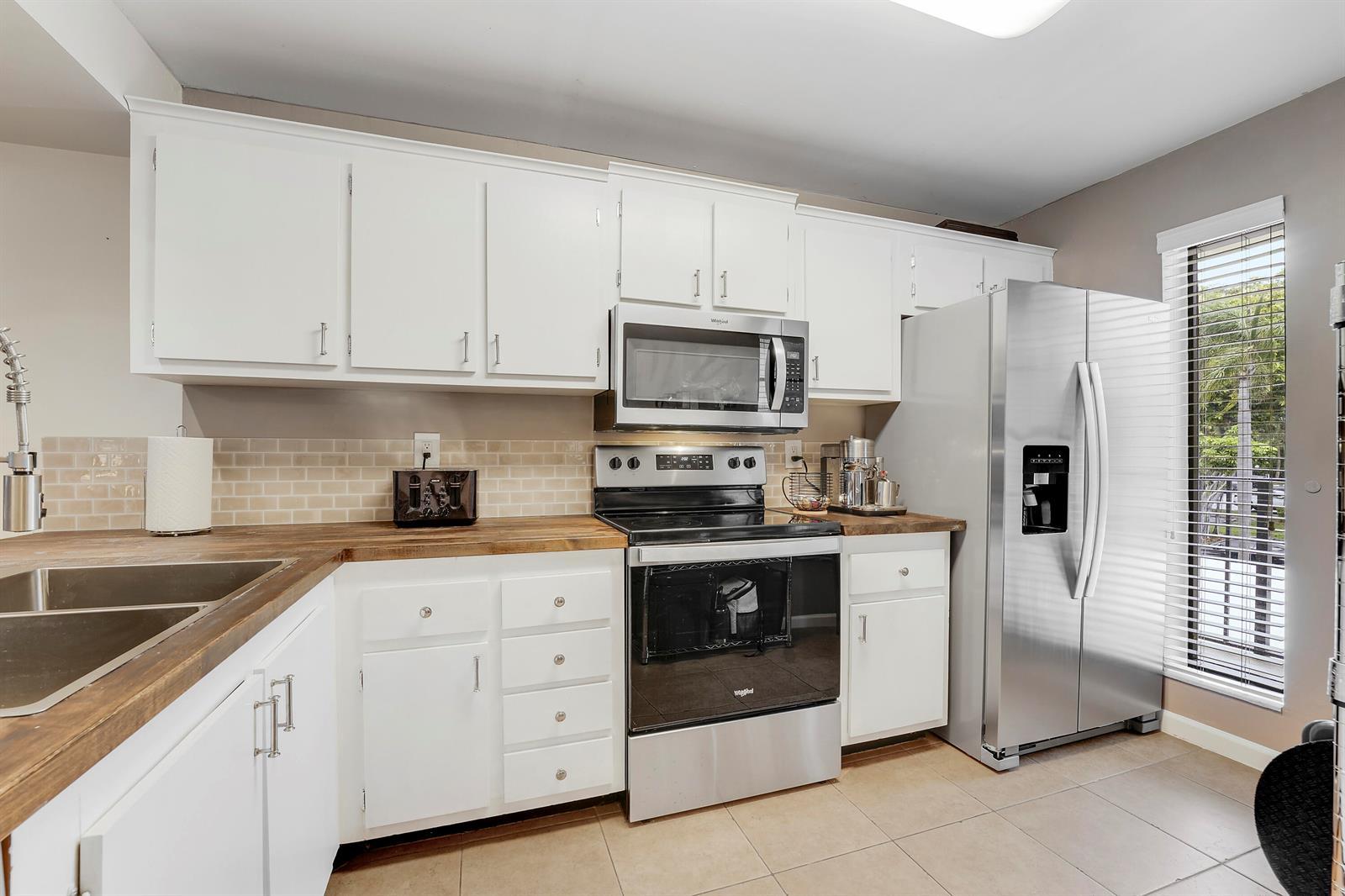 20 Royal Palm Way # 204, Boca Raton FL 33432 photo 4