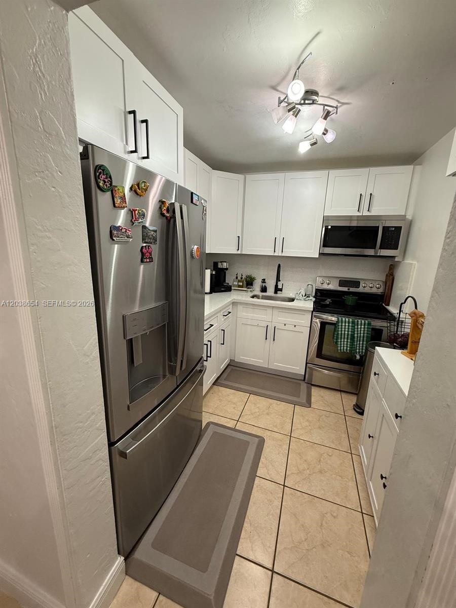 1275 W 35th St # 32B, Hialeah FL 33012 photo 4