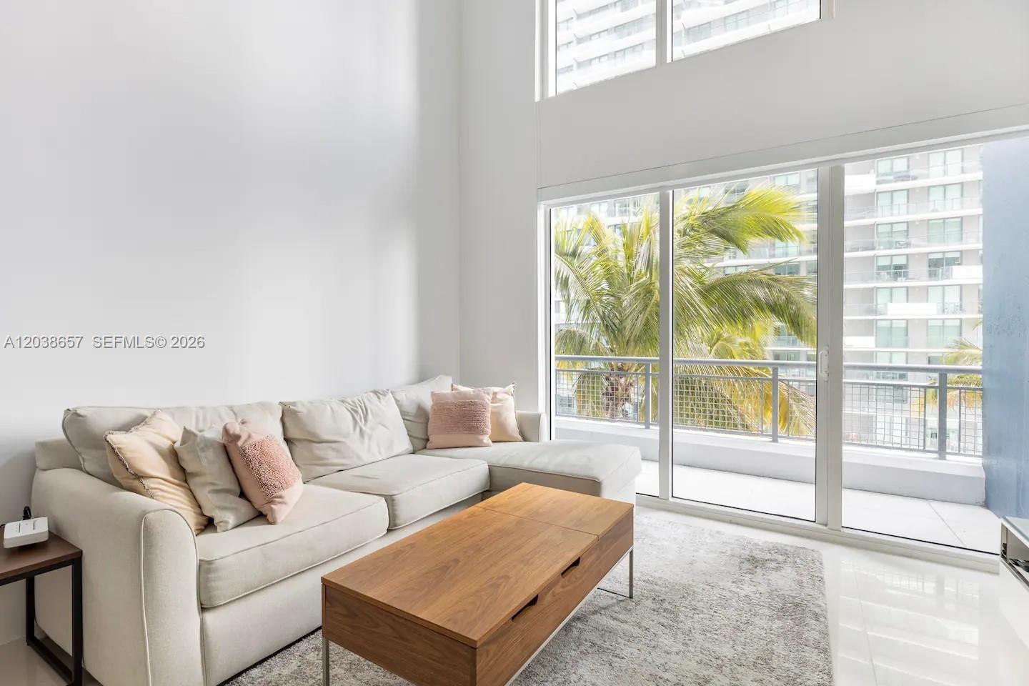 60 SW 13th St # 1412, Miami FL 33130 photo 2