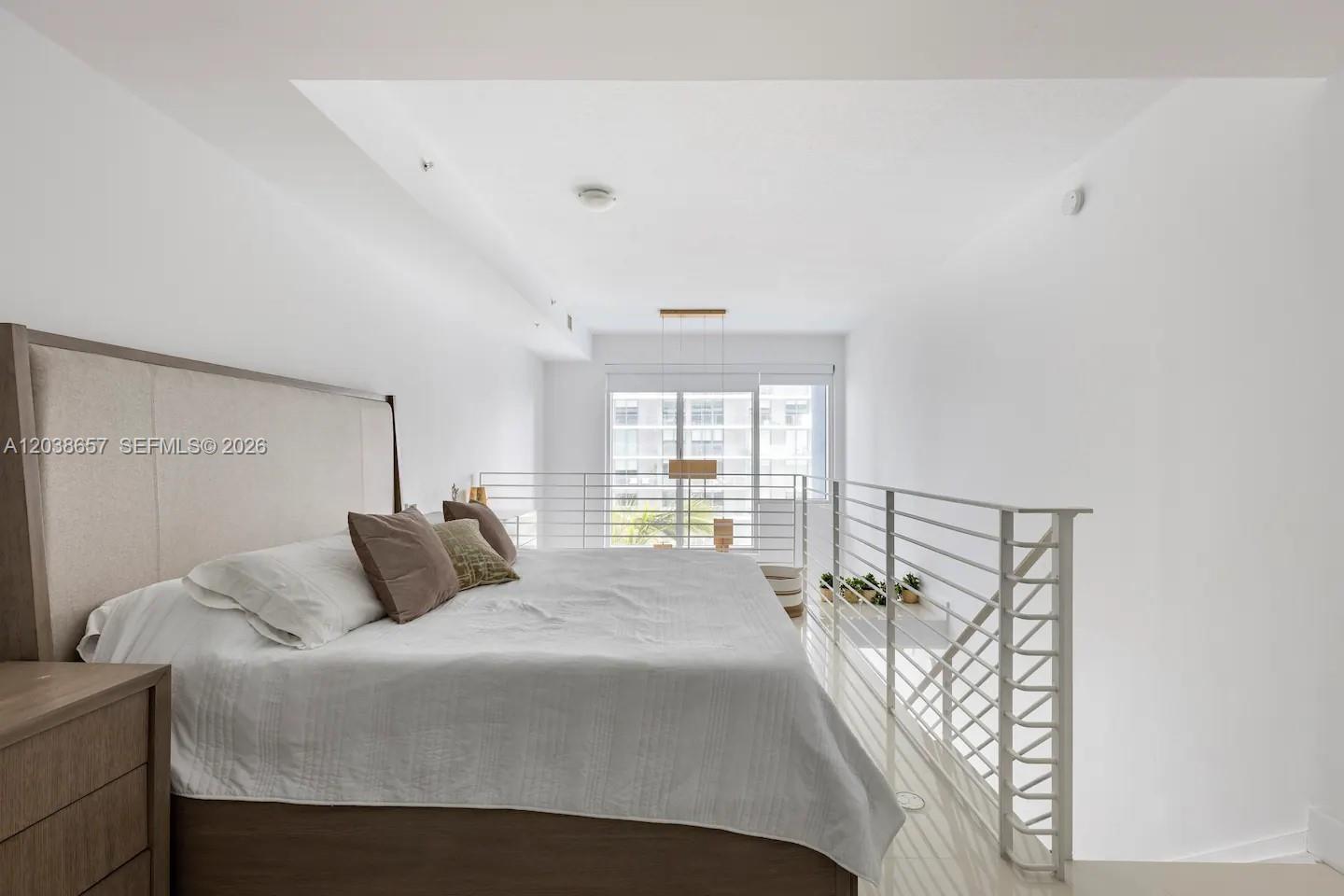 60 SW 13th St # 1412, Miami FL 33130 photo 5