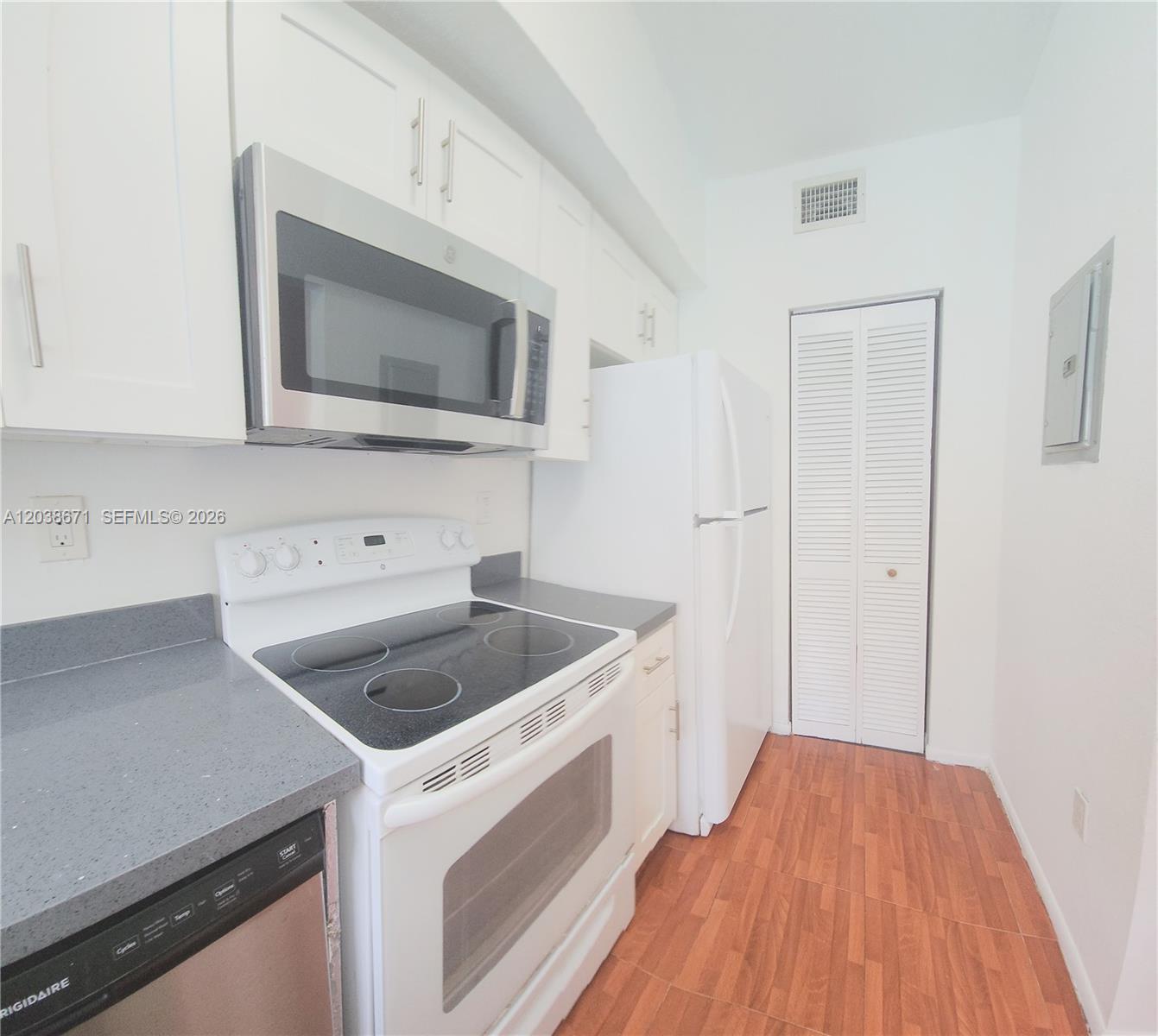 481 NW 84th Ln # 481, Miami FL 33150 photo 2