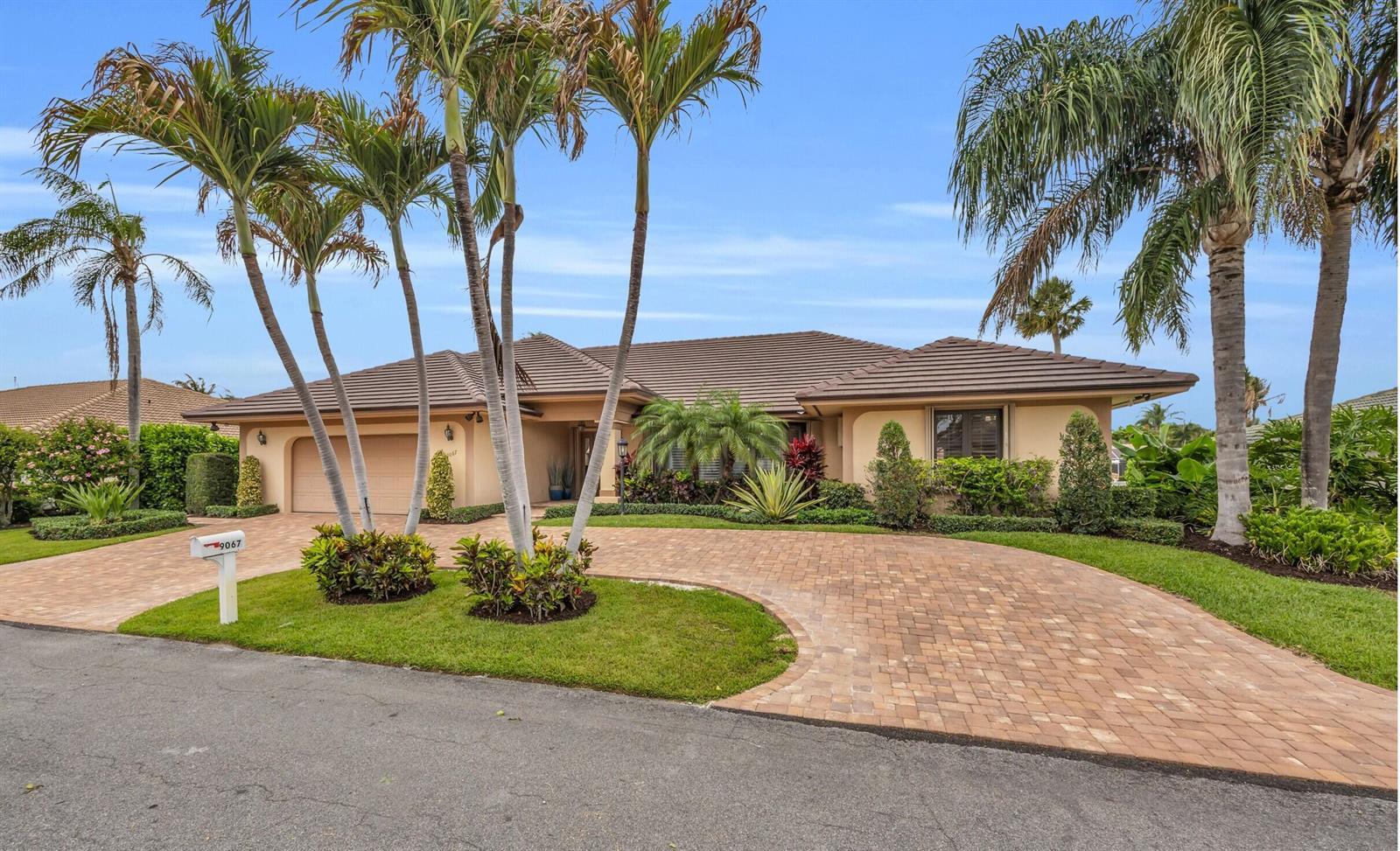 9067 SE Star Island Way, Hobe Sound FL 33455