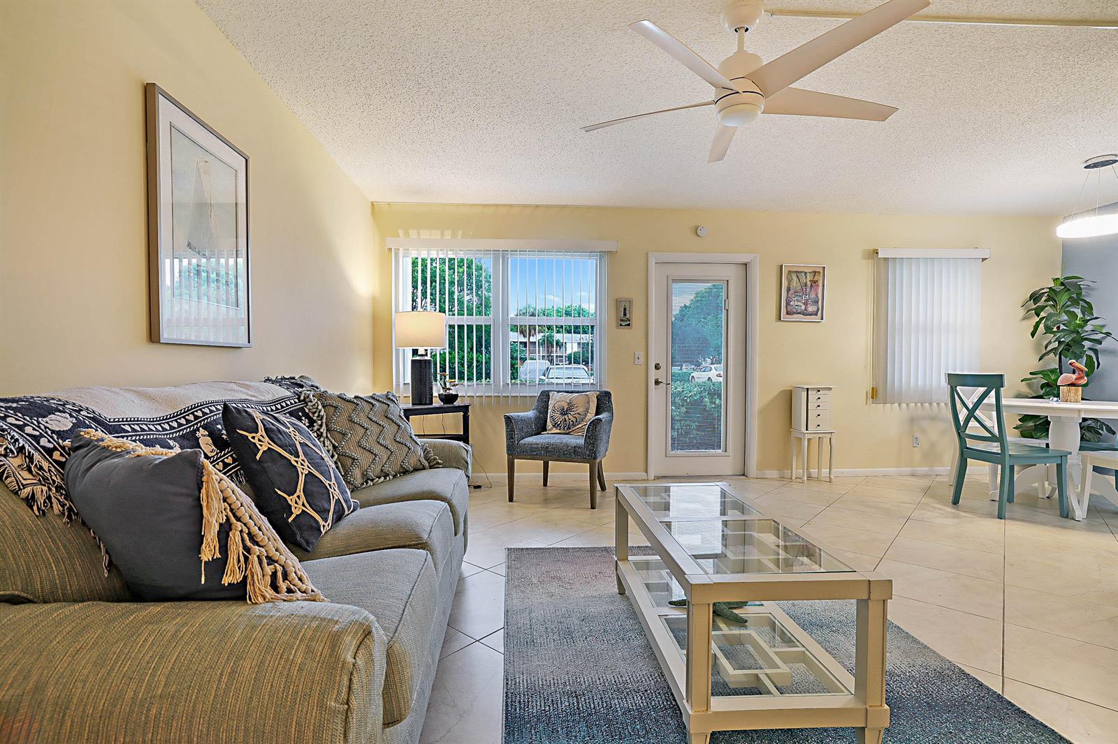 1023 Ellesmere B, Deerfield Beach FL 33442 photo 5