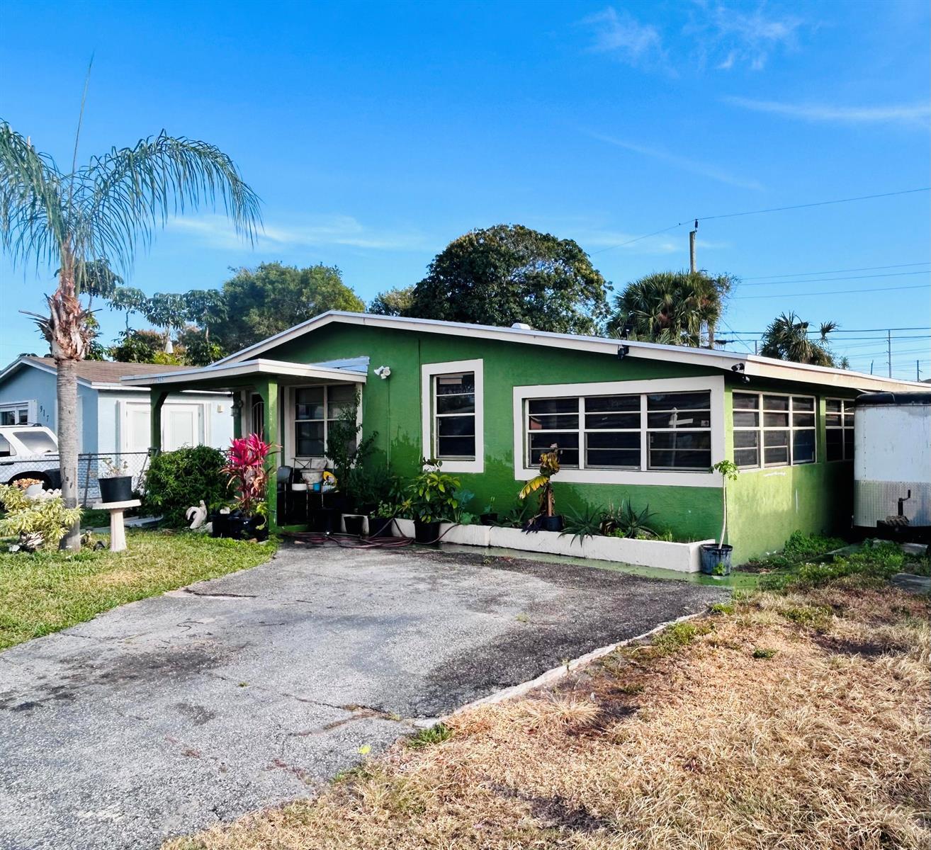 925 W 3rd Street, Riviera Beach FL 33404 photo 4