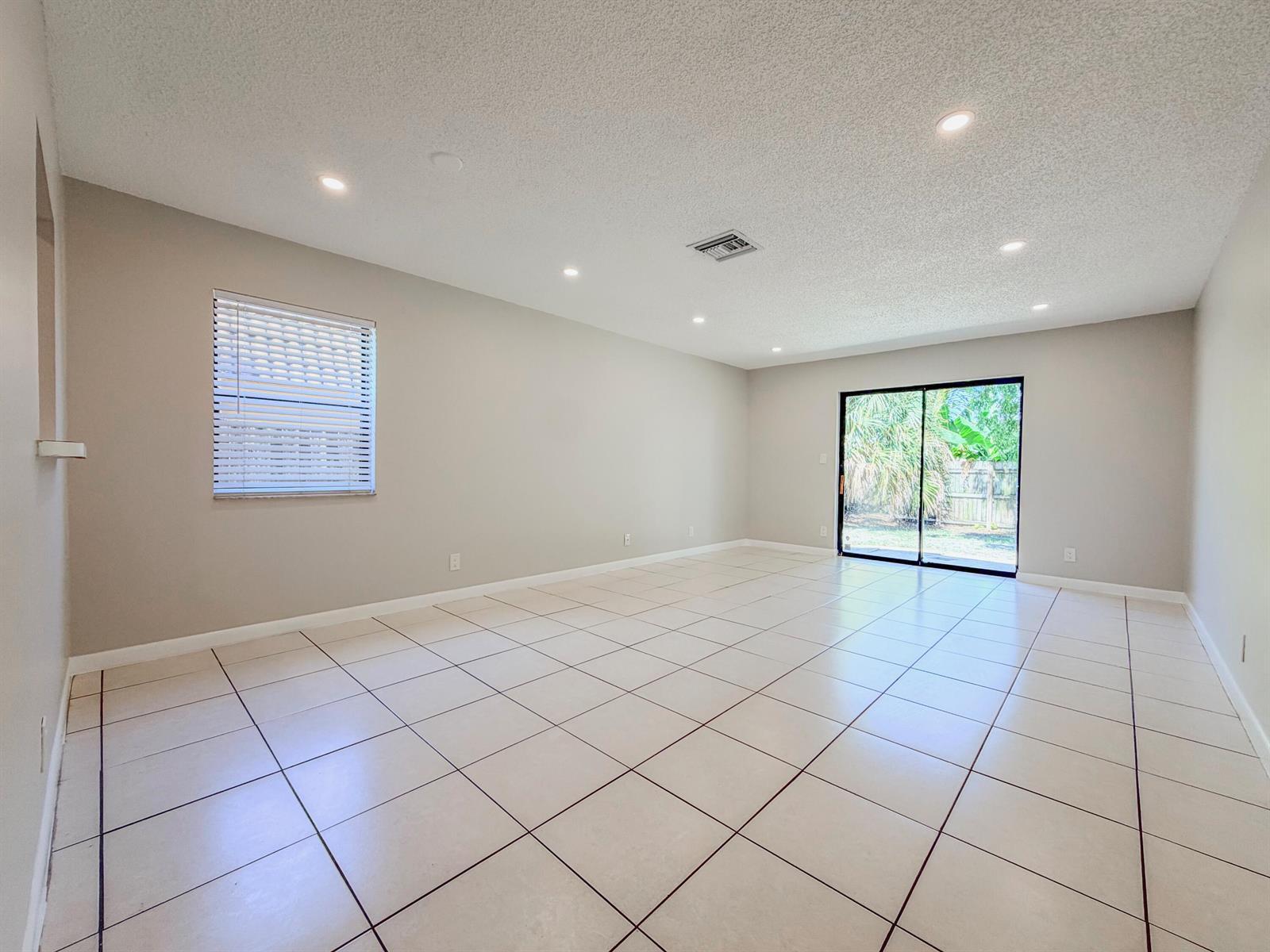 3148 N Dixie Highway, Boca Raton FL 33431 photo 5