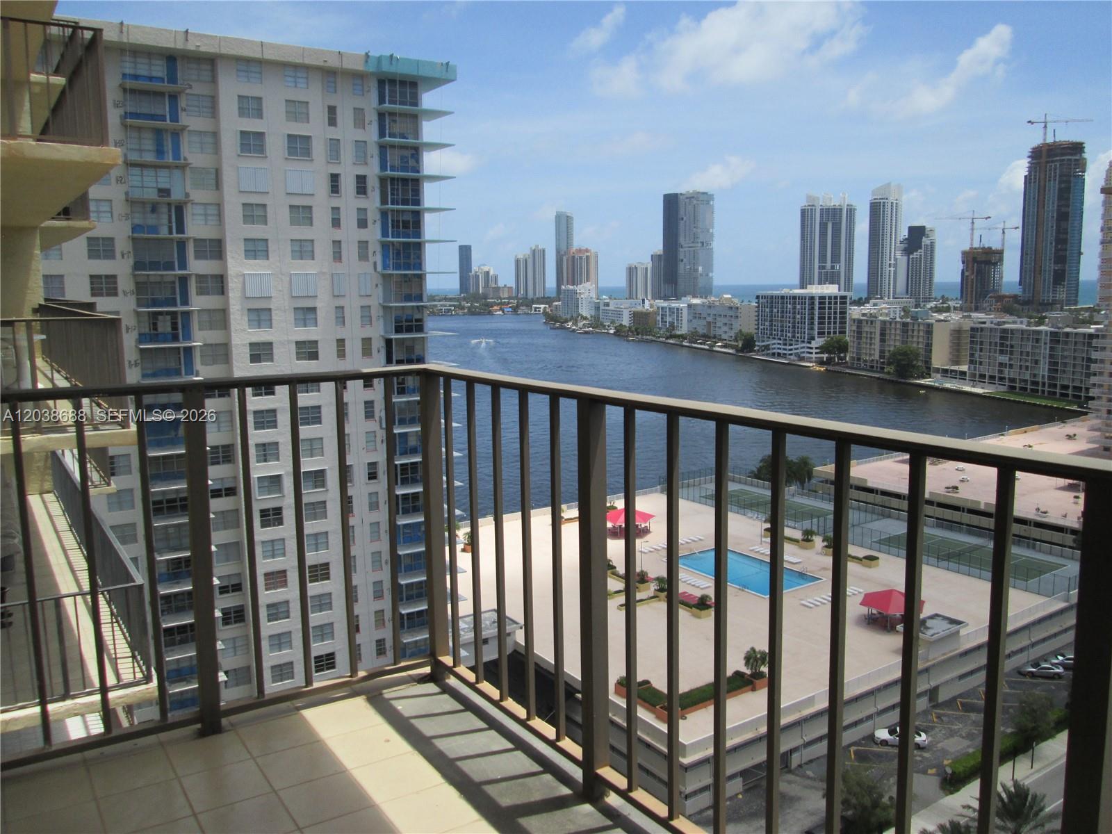 290 174th St # 1812, Sunny Isles Beach FL 33160 photo 2