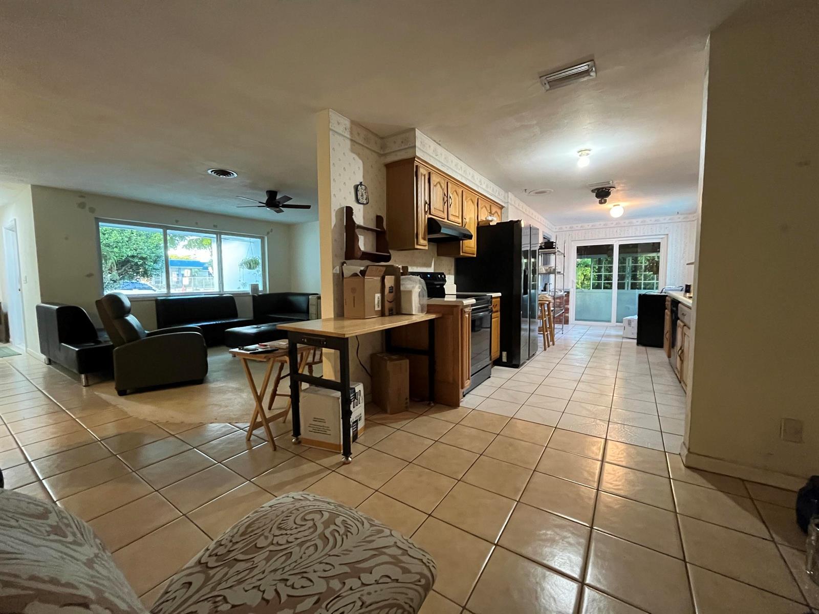 5105 SW 92nd Avenue, Cooper City FL 33328 photo 2