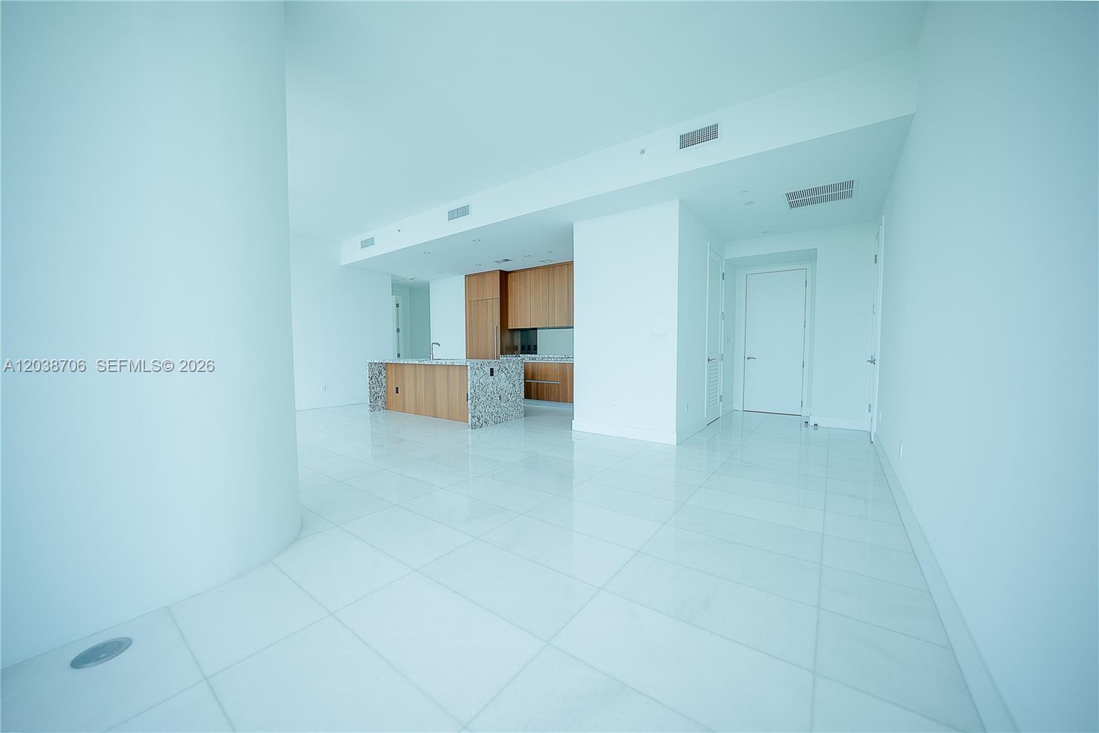 Miami, FL 33129 photo 2