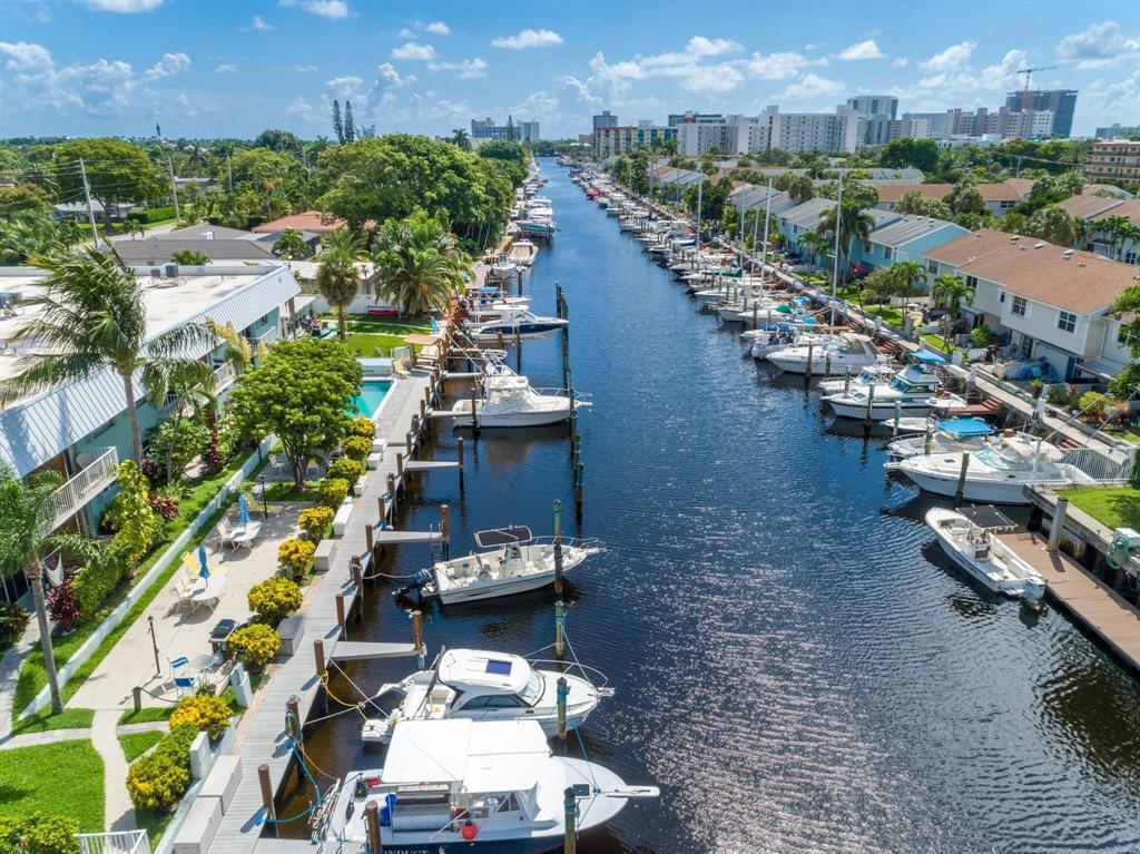 2400 NE 16th Street NE # 104, Pompano Beach FL 33062
