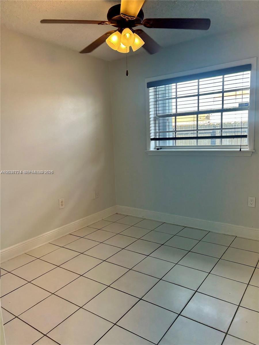 19436 NW 53rd Pl # 3, Miami Gardens FL 33055 photo 2