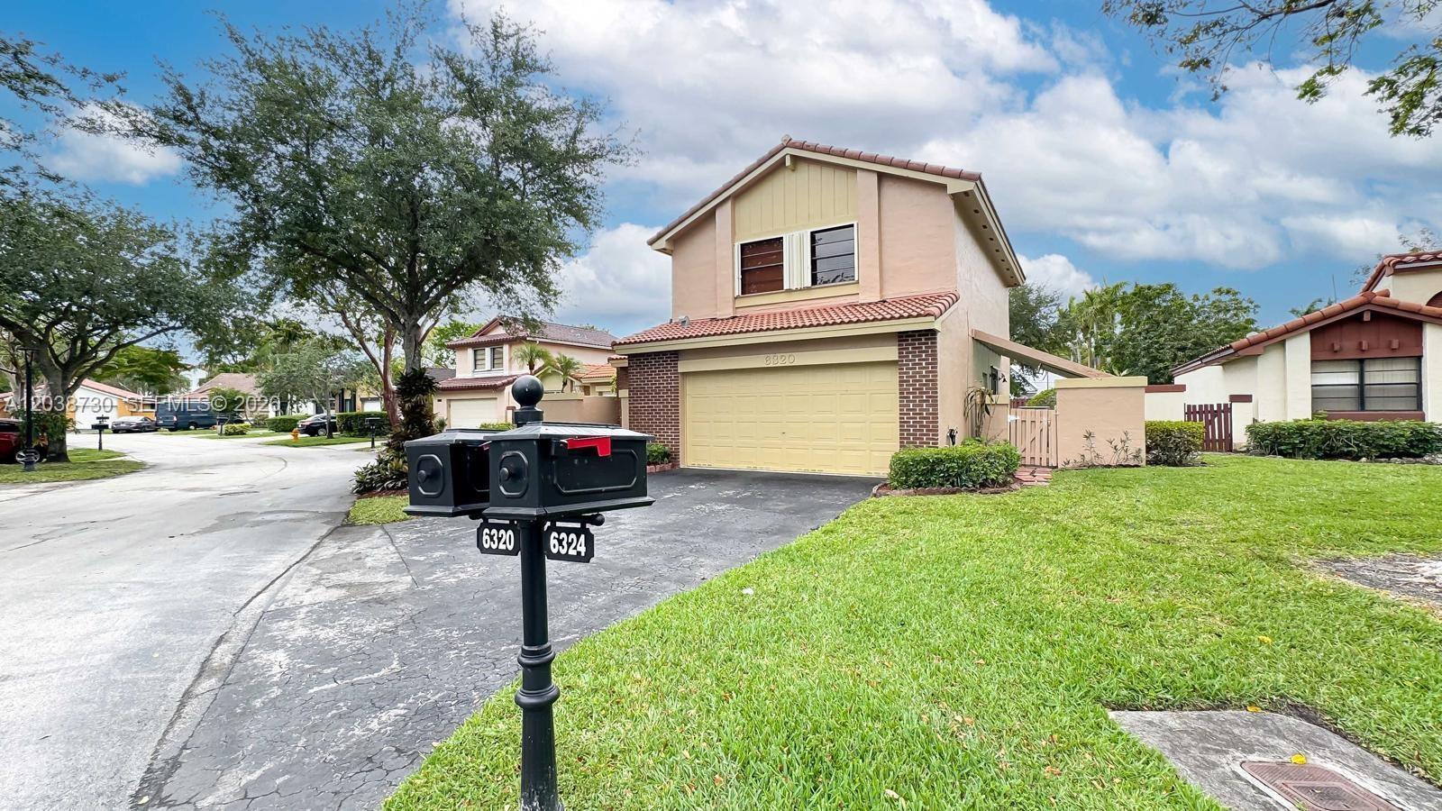 6320 NW 173rd St, Hialeah FL 33015 photo 2