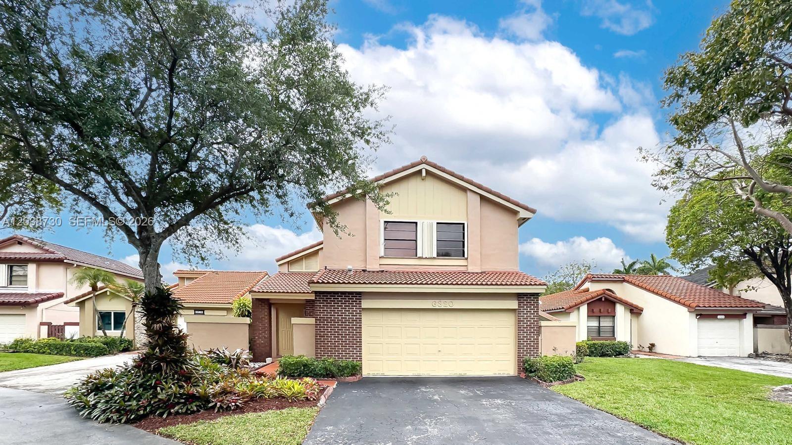 6320 NW 173rd St, Hialeah FL 33015 photo 3