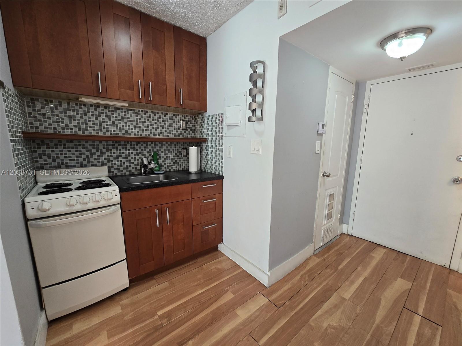 1800 Sans Souci Blvd # 314, North Miami FL 33181 photo 3