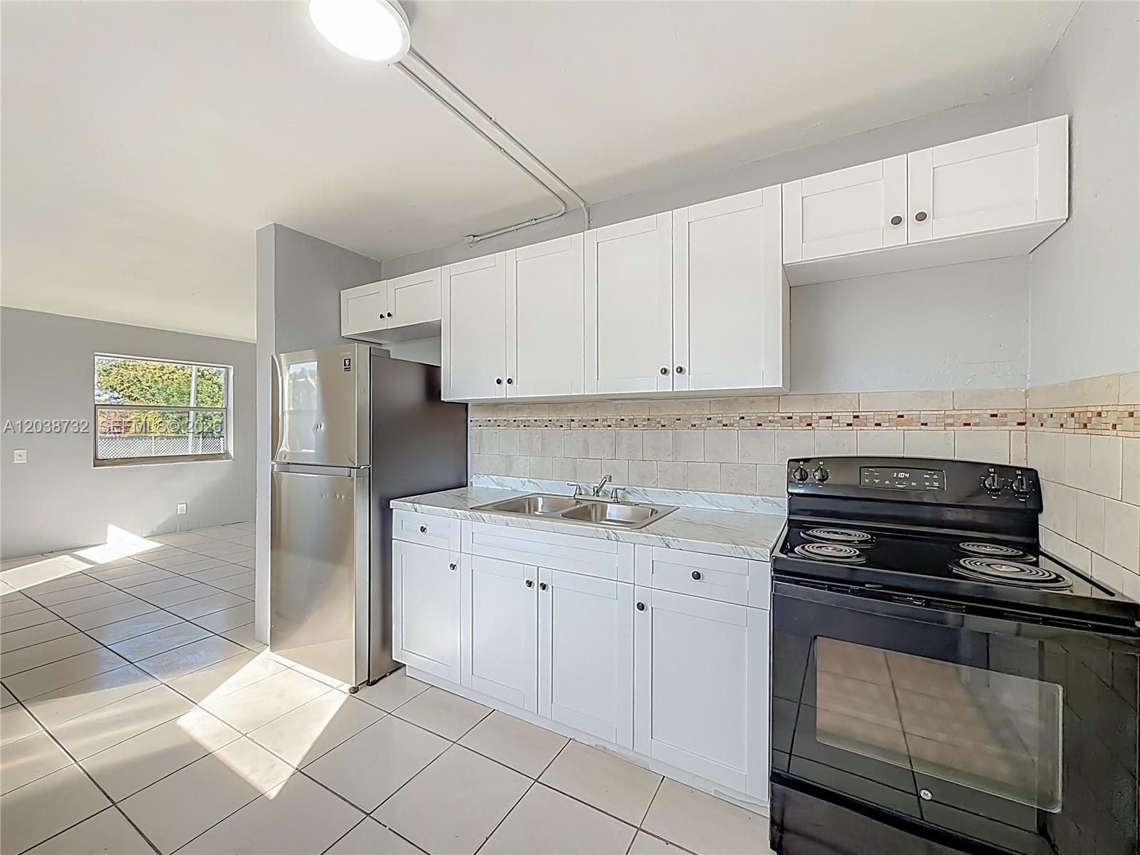 2408 NW 8th St # 0, Pompano Beach FL 33069 photo 2